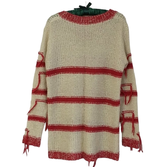 Women's Sweaters - Picture 7 of 7